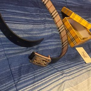 Reversible Burberry Belt with box, looks new worn few times